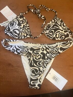 Dippin Daisy's striped swirl bikini set - Black & White Women Swim